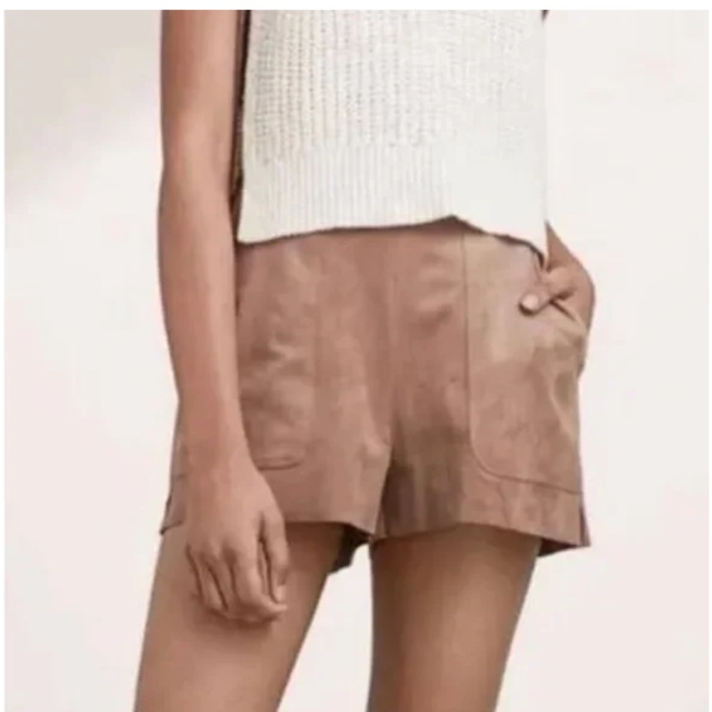Aritzia Wilfred Bossier Faux Suede Shorts